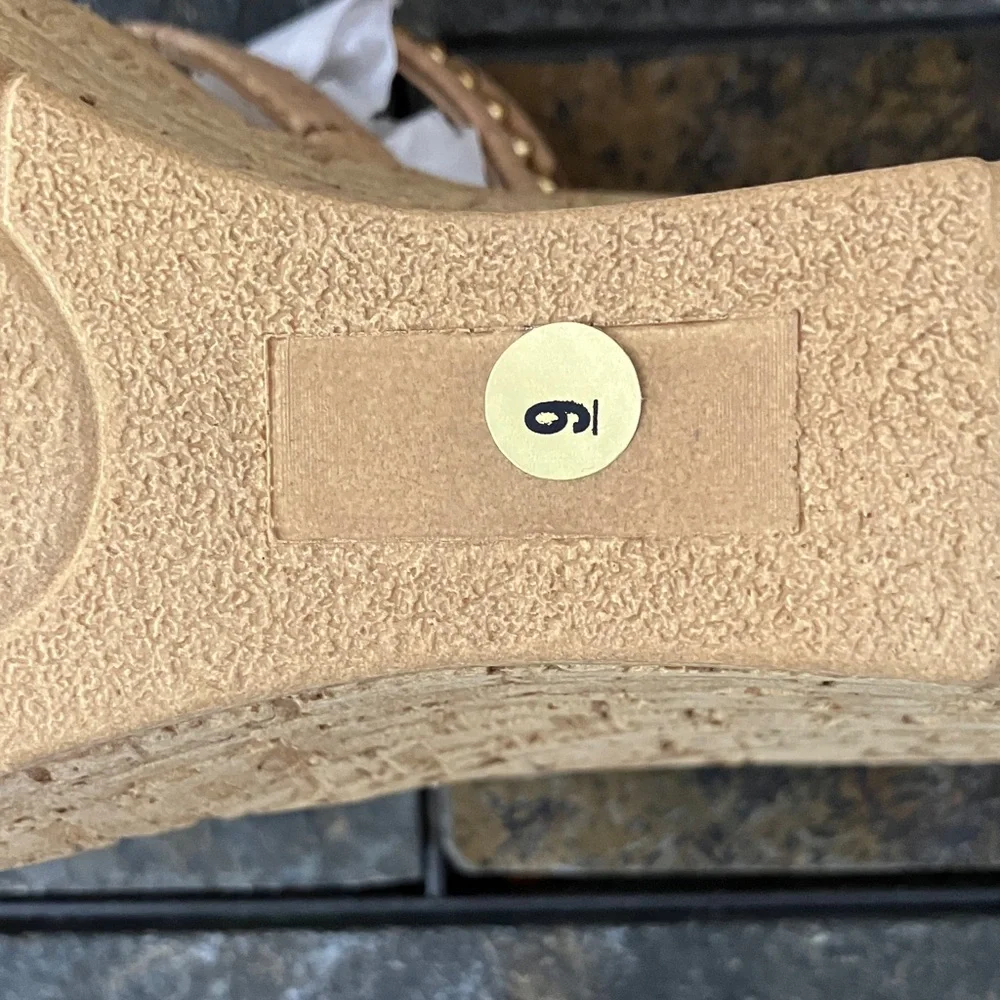 Onex Style Elaine‎ Women's Tan Cork Wedge Sandal with Decorative Beading size 9
